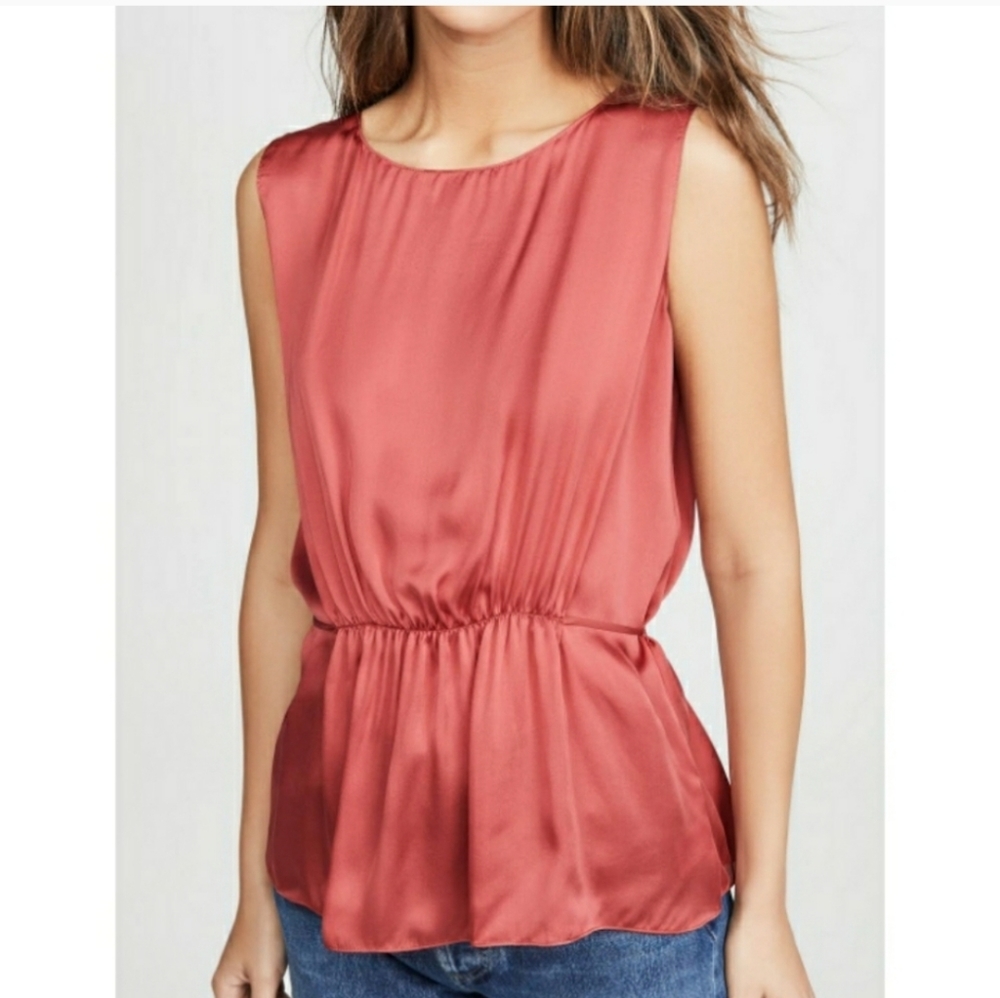*NEW*Theory shirred tank light cranberry 1…